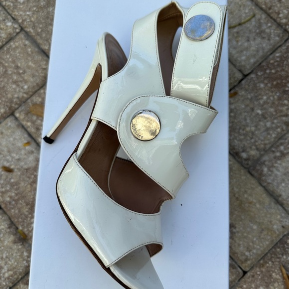 Versace Heels Straps 9 (39) - Picture 6 of 13